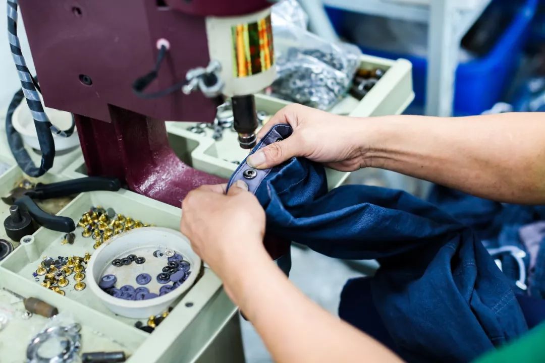 服装厂如何打造一个精品工厂,服装厂怎么制造衣服