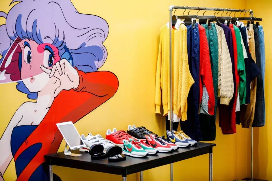 在这双“法日混血”的意产球鞋背后，我嗅到一丝危险气息