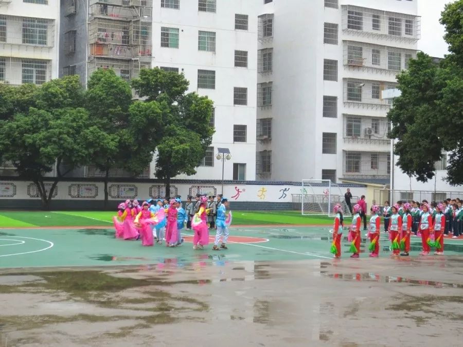 赣州少年宫有哪些培训,乡村学校少年宫的作用和意义