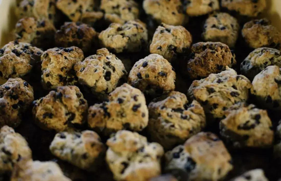 石窑面包店内实拍视频,天然酵母的石窑面包店