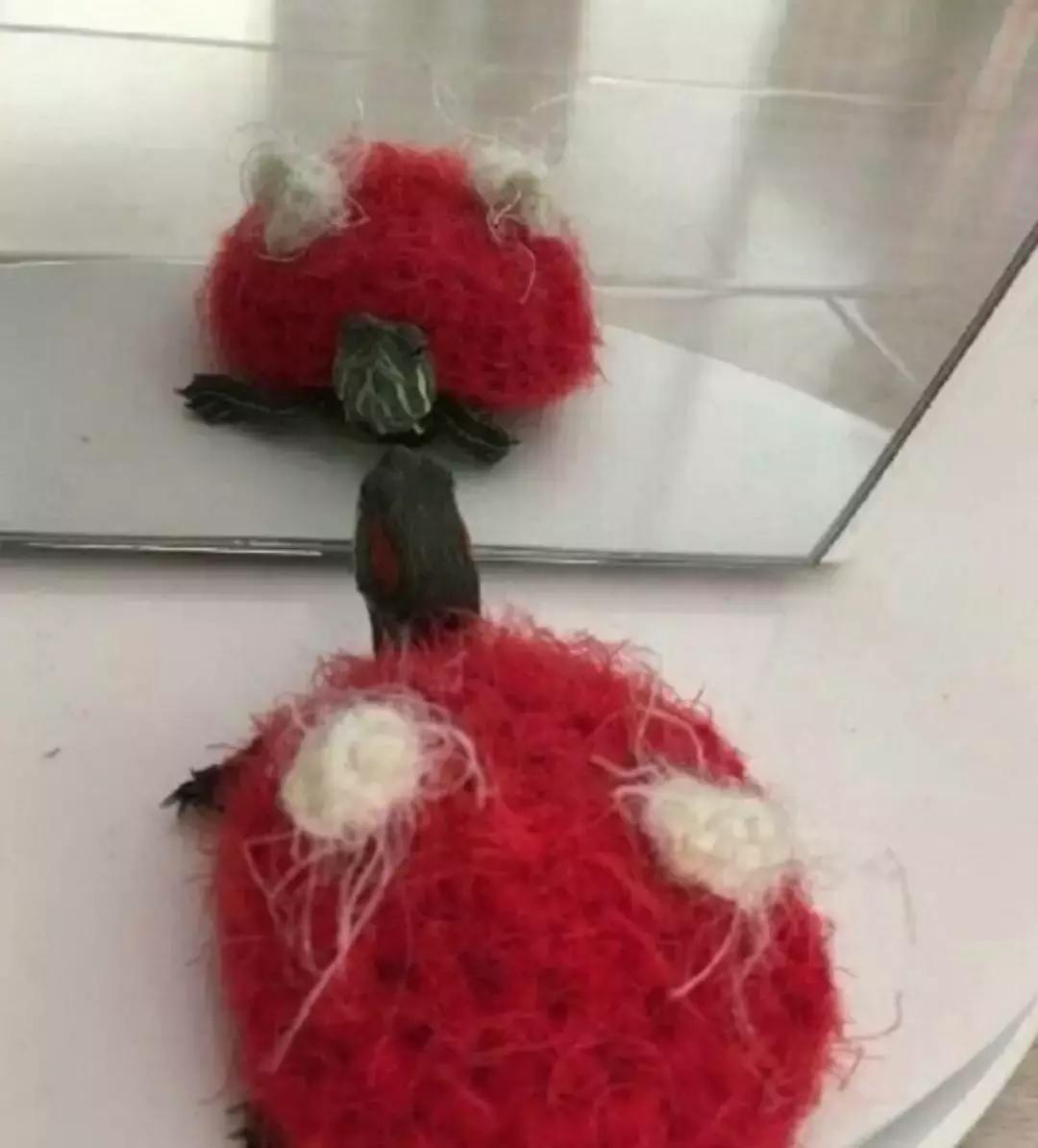 国庆放假回家，看到我妈做的新拖鞋，我哭了……