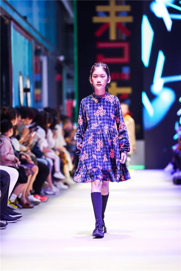 森马服饰和巴拉巴拉是一个公司吗,森马服饰旗下儿童品牌有哪些