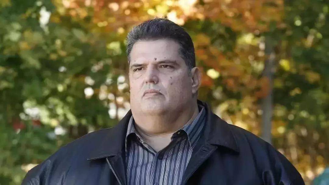 300斤的胖子逆袭成肌肉特工,300斤胖子逆袭成特工