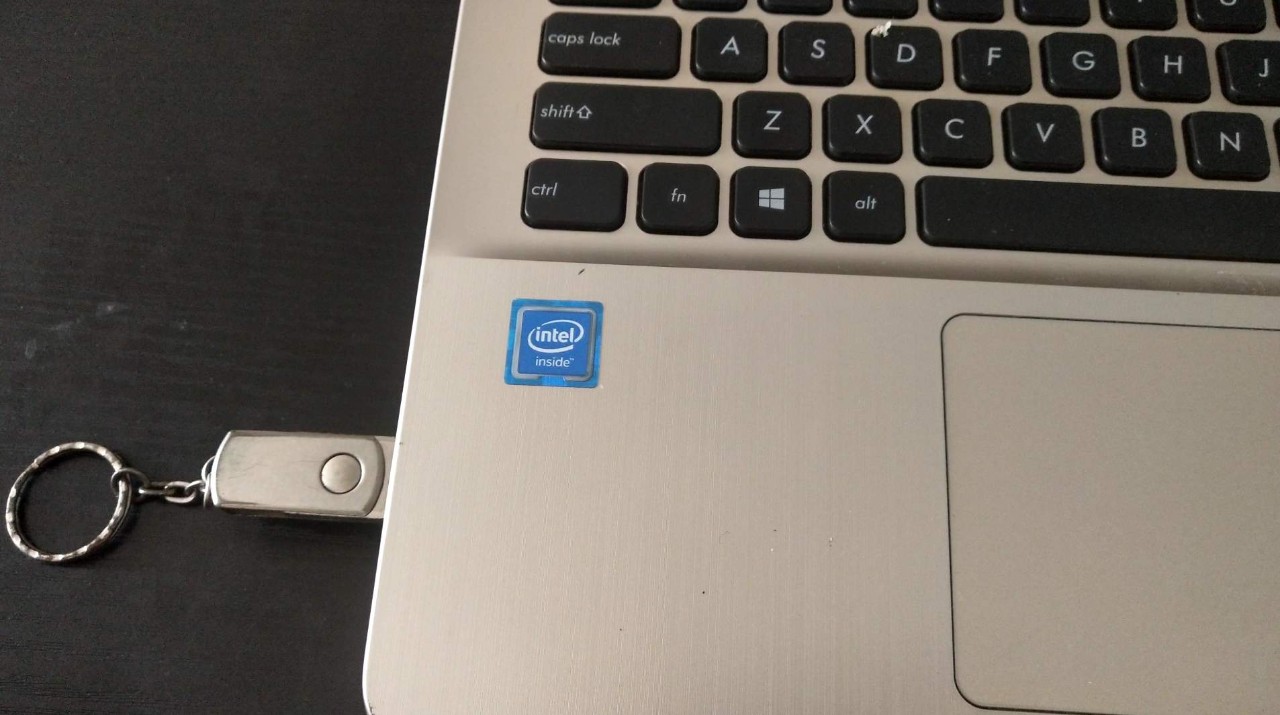 u盘启动后进入pe黑屏怎么处理,u盘启动grub怎么进入pe系统