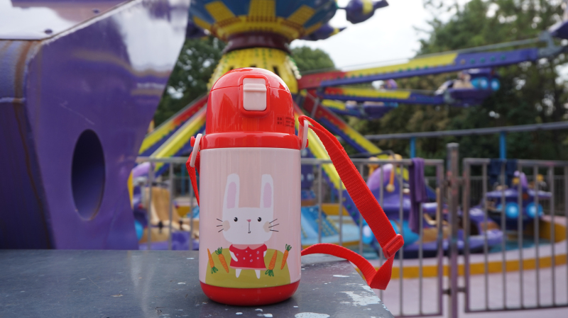 开学季儿童智能保温杯,儿童保温杯智能感应