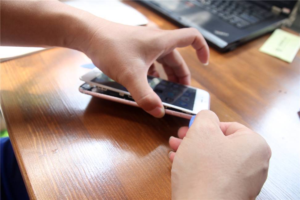 鑻规灉6splus鐖嗗睆,鑻规灉6sp纰庡睆娴嬭瘯