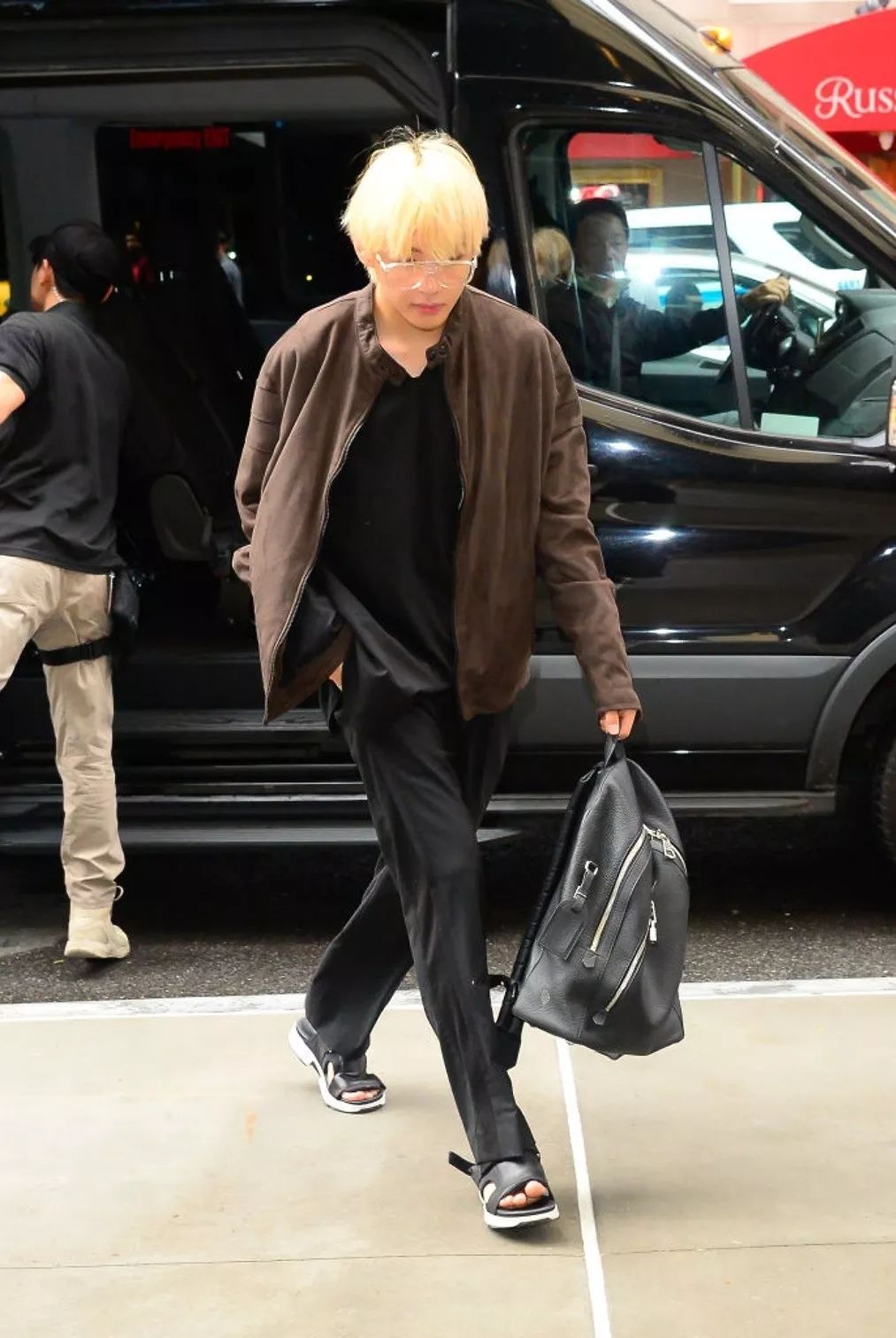 jennie闊╁浗绌挎惌,jennie绌挎惌鎺ㄨ崘