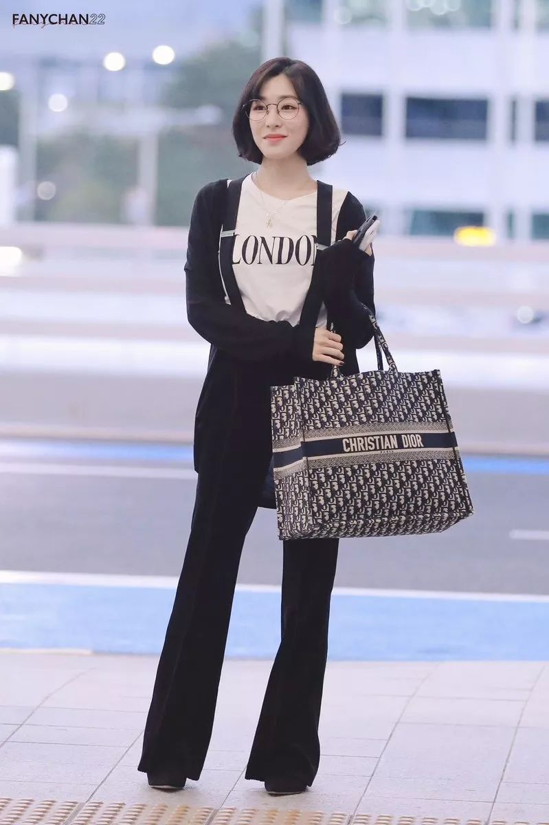 jennie闊╁浗绌挎惌,jennie绌挎惌鎺ㄨ崘