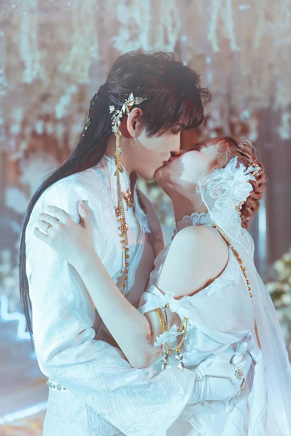 鎶栭煶澶╁垁濠氱ぜ,澶╁垁濠氱ぜ鏄湡鐨勫悧