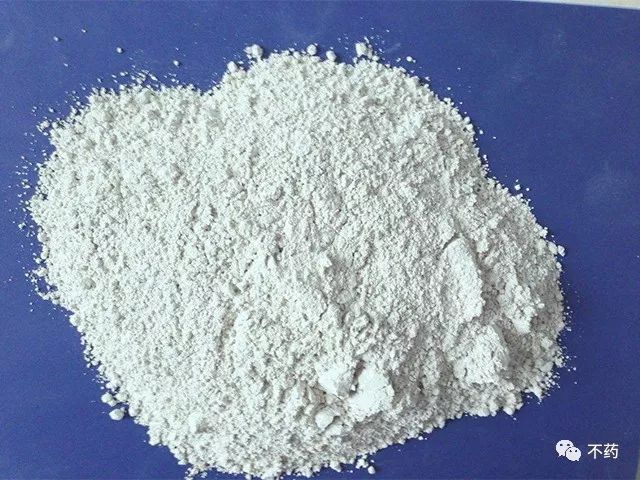 绿松石返碱的原因以及解决的办法,假的绿松石会出现表面反碱吗