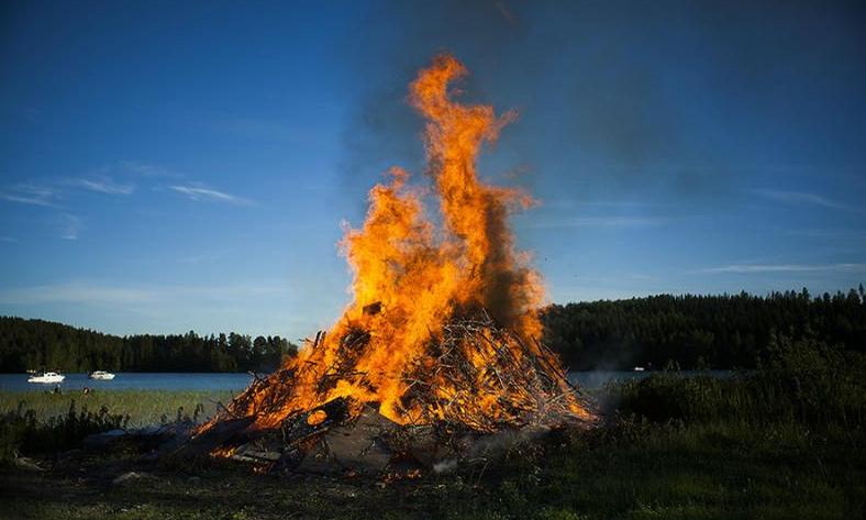 山区迷路怎么办,山地迷路解救办法视频教程