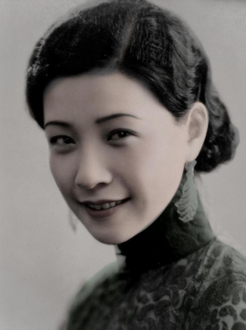 此女自杀后，有五人为其自尽，都说：她死了，我活着还有什么意思