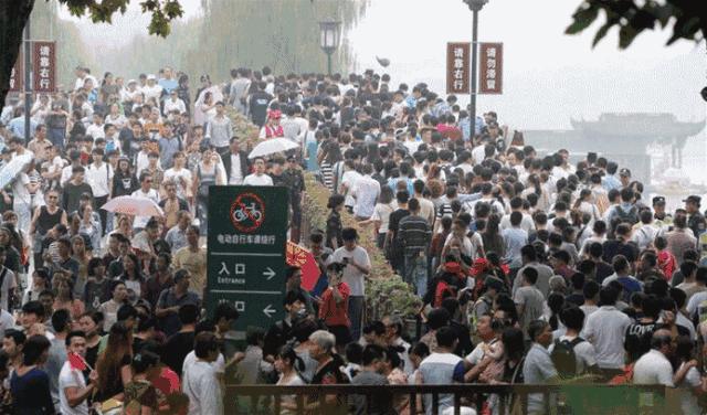 十部顶级神作9.5评分电影科幻,10部精彩科幻电影推荐