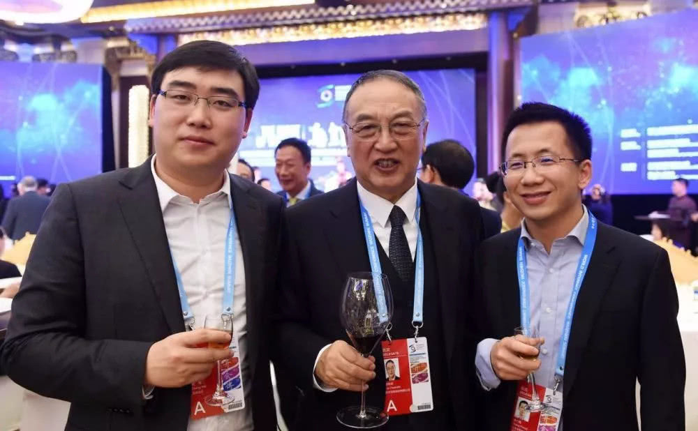 王兴程维雷军,雷军讲互联网公司制胜之道