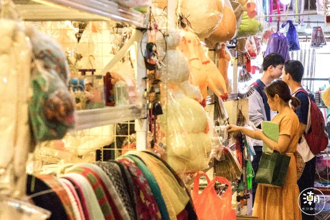 文庙最火的文具店,文庙坪店铺