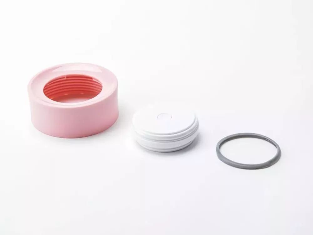 放在水杯里面的便携加湿器,可充电方便携带的加湿器