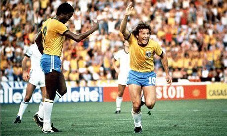 卡卡和皮尔洛哪个前腰厉害,足坛十大前腰卡卡