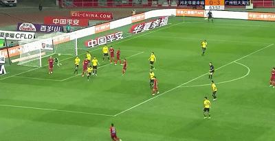 用生命救球,用生命救足球