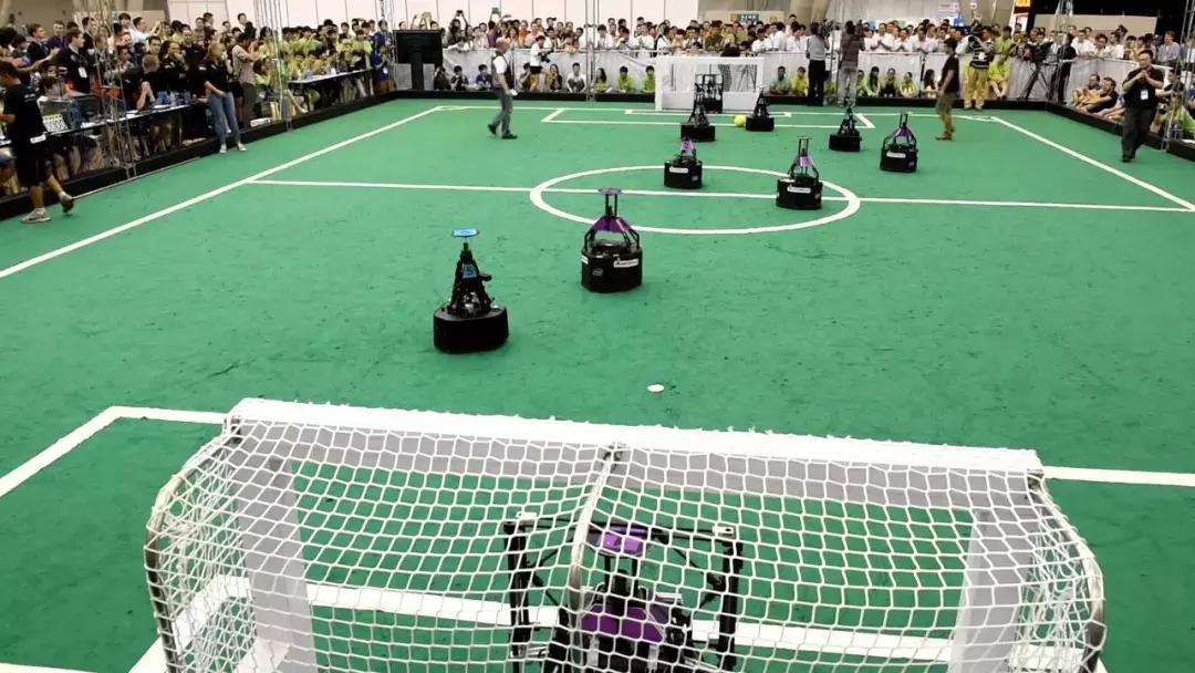 机器人足球2.0进球集锦,机器人足球队的特点