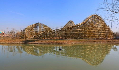 济南欧乐堡和方特东方神画哪个好,济南方特东方神画离高铁站多远