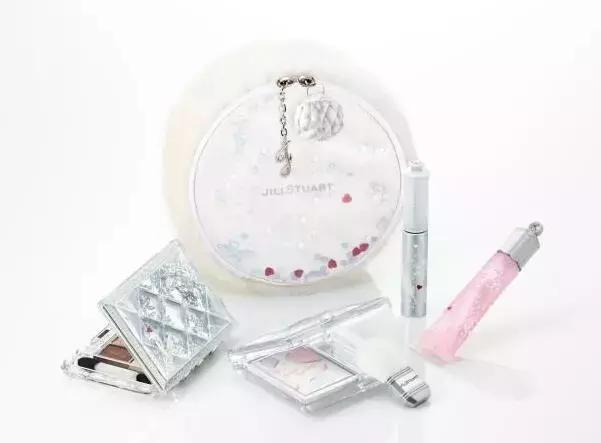 这届的圣诞装备真好看2018,国庆快过完抓紧来买家具