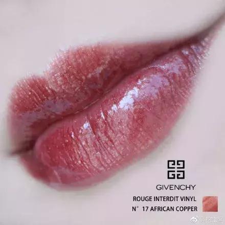 当男朋友和口红同时掉进水里,口红掉进水里了有用吗