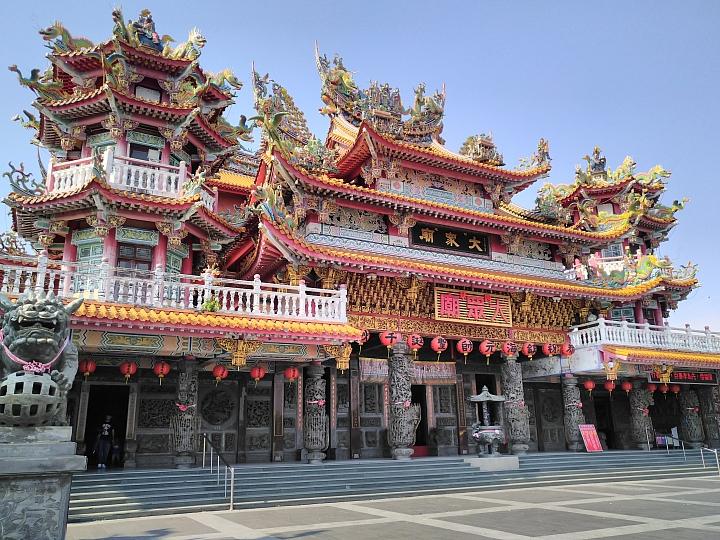 生而硬派！测距、空气检测、热成像三合一CATS61最牛铁人手机！