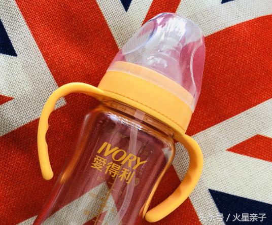 奶瓶怎么选新手妈妈必学,奶瓶到底要怎么挑新手妈妈看过来