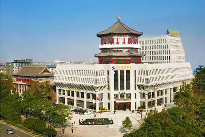 设计师去广州网红景点,西安必去十大网红景点图片