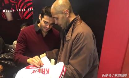 球场上的芭蕾,卡卡2007为什么能打过梅罗