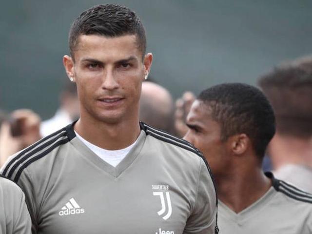 足坛万人迷贝克汉姆完整版,世界足球球员排名贝克汉姆排第几