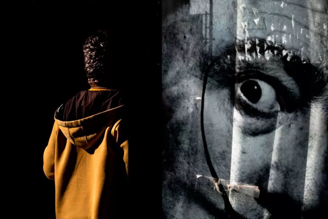 LensCulture摄影大师勒克·卡拉曼，耐人寻味的黄色街头