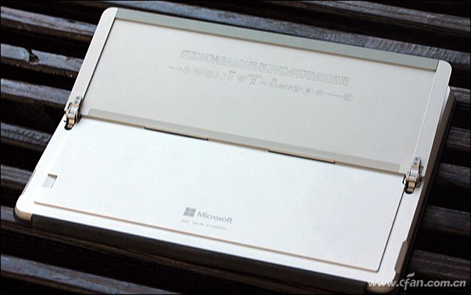 微软surfacepro和go有什么区别,surfacego和pro谁更值得入手