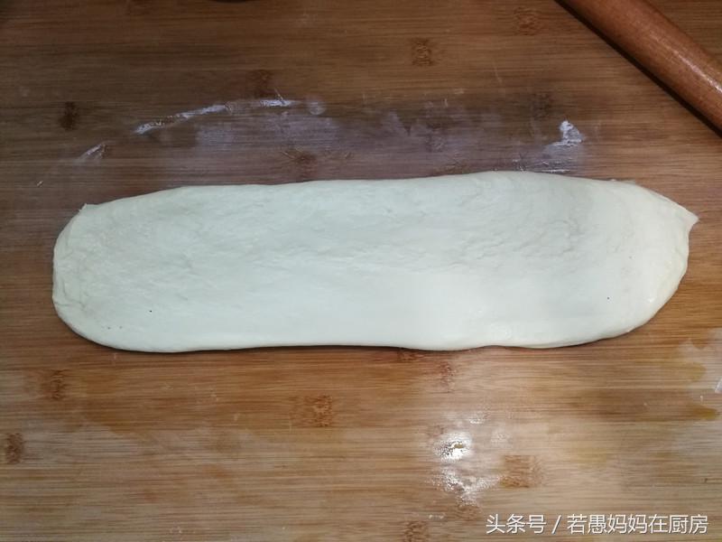 炸油条怎么做酥脆松软现做现吃,自己在家炸油条脆皮油条的做法