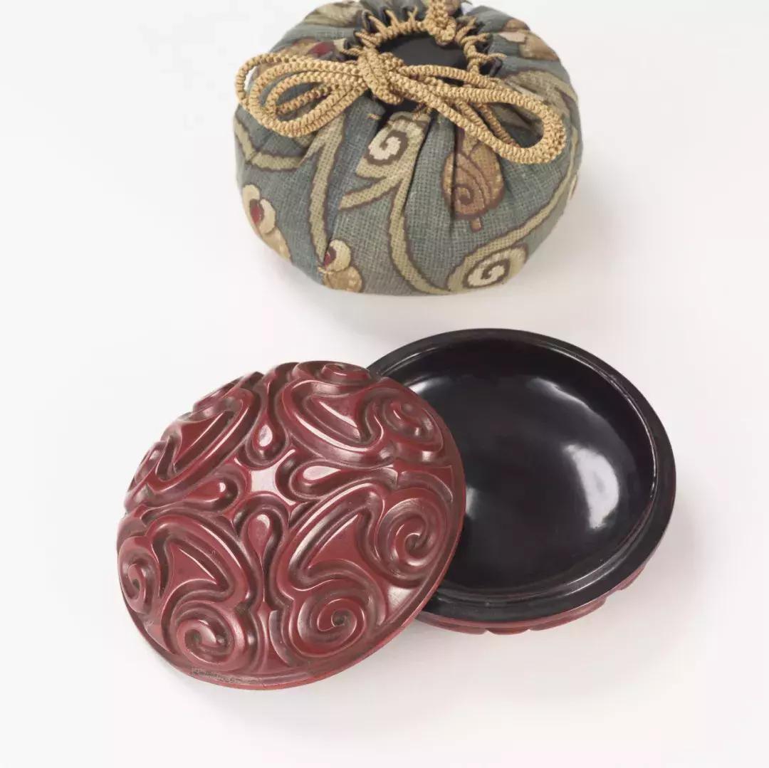 日本拍卖瓷器价格表,日本拍卖国宝价格表