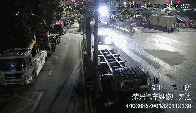 红灯闯黄灯的禁忌,不亮黄灯导致闯红灯