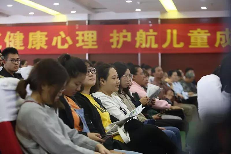 孩子叛逆厌学撒谎怎样心理疏导,孩子叛逆厌学不听管教怎么办