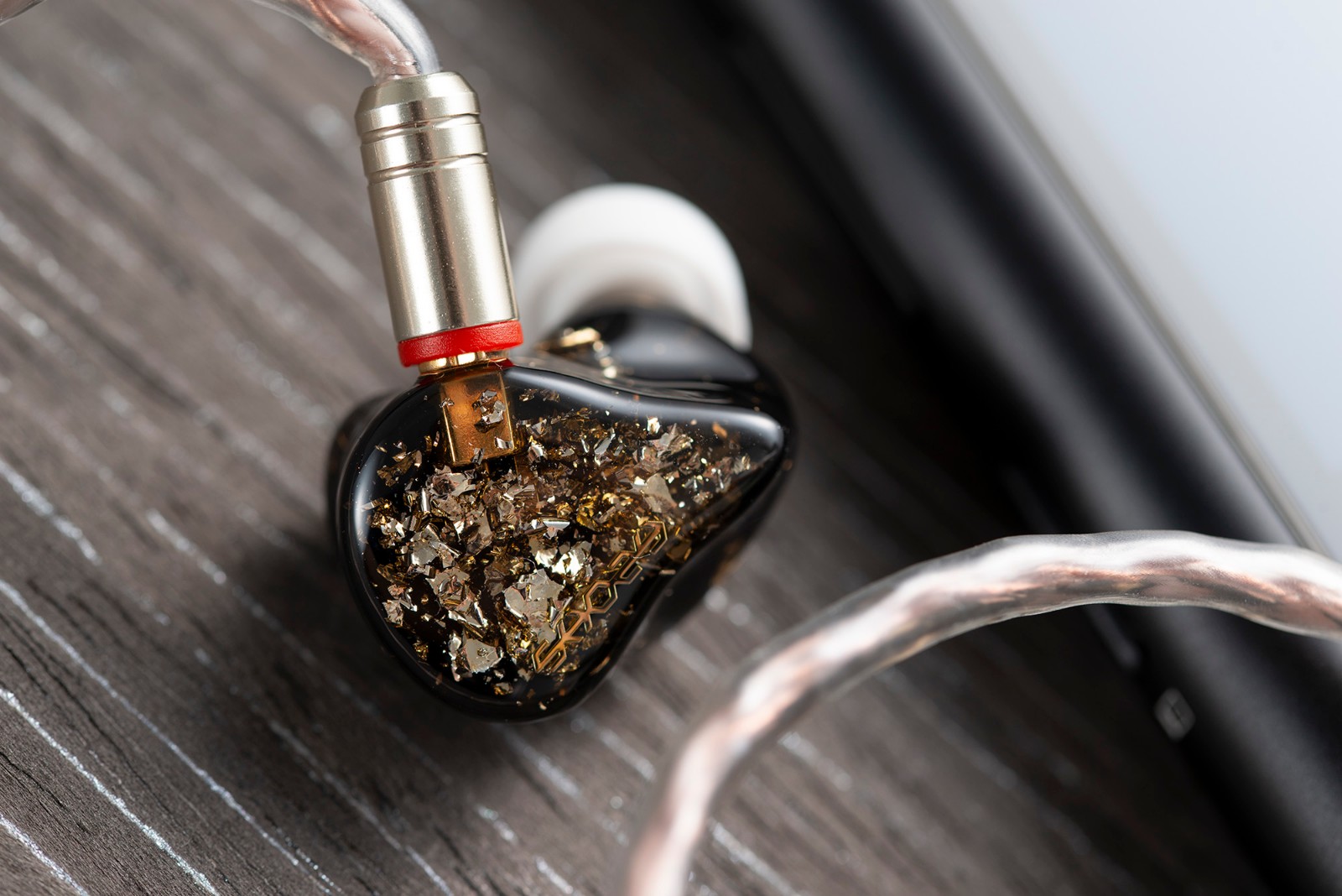 水黄鹂hifi版对比森韵乌金,森韵乌金耳机怎样