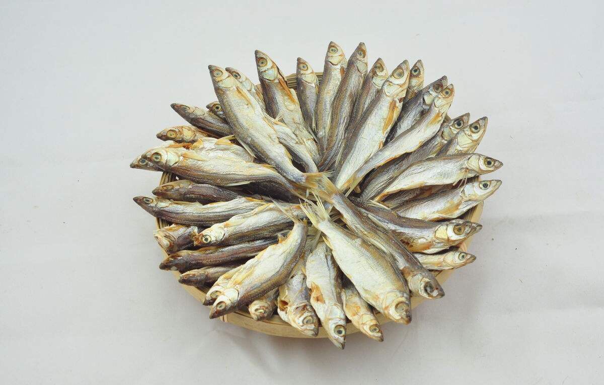 超市小鱼干做法,超市卖的很火的麻辣五香小鱼干