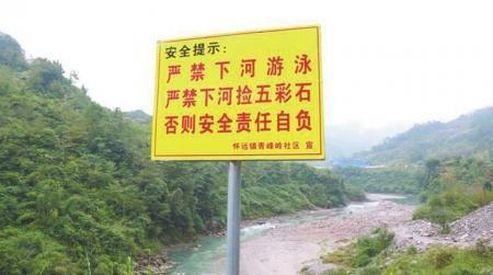 罕见五彩陨石,五彩陨石是真陨石吗