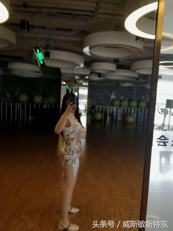 大胸女生如何穿衣搭配？有图有真相