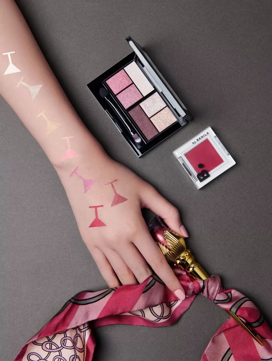 叮咚您有一条新消息请查收图片,叮咚您有一份专属礼物请查收