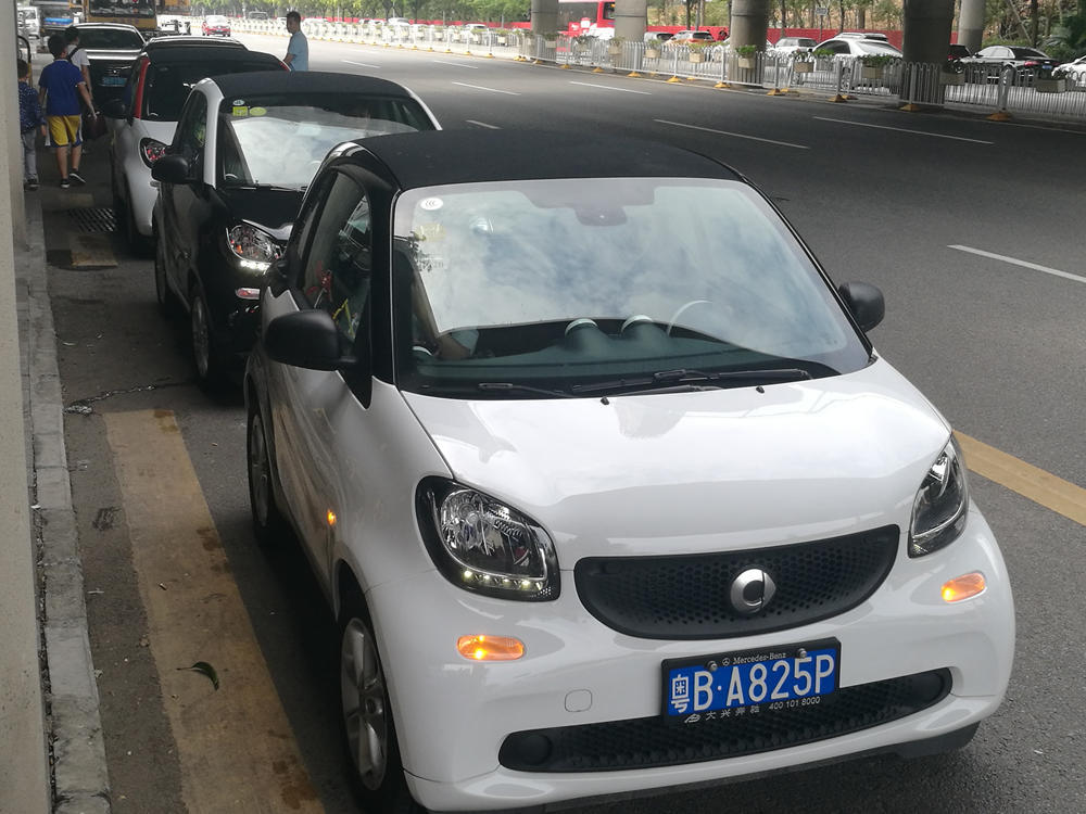 2018高商会“大兴奔驰”杯商学院足球联赛开幕