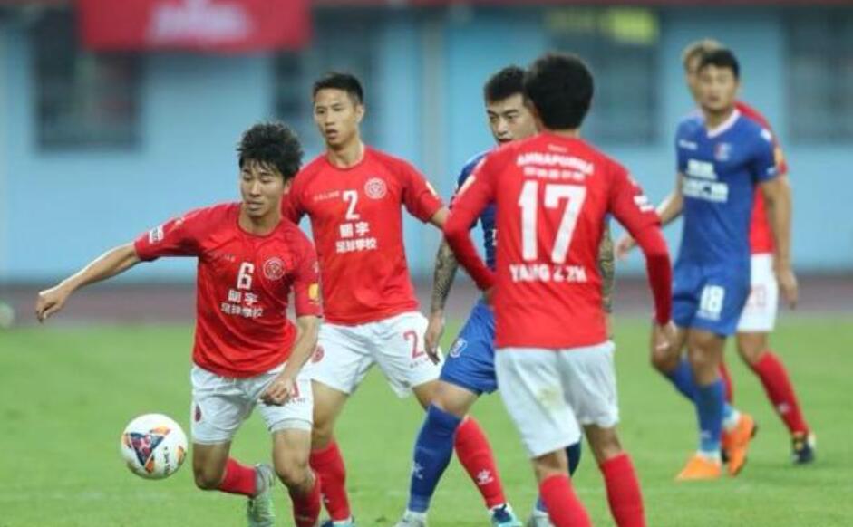 够拼！一场4-0再创足坛一神迹，中乙恒大这么踢全中甲都睡不着了