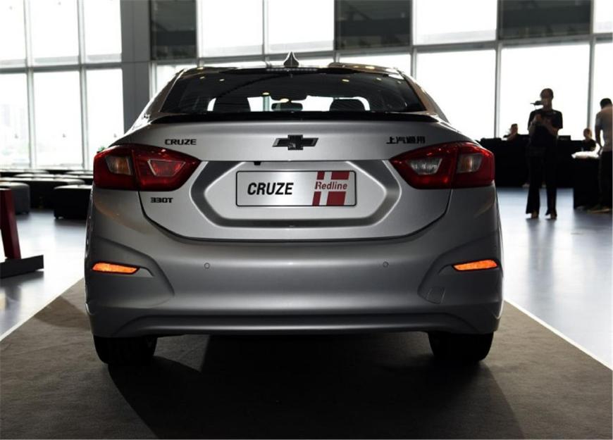 大黄蜂车型最新款,大黄蜂新款老款对比