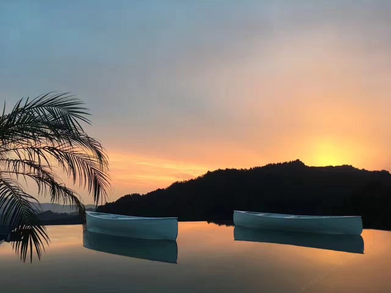 川藏悬崖酒店,峨眉山顶级最美民宿酒店