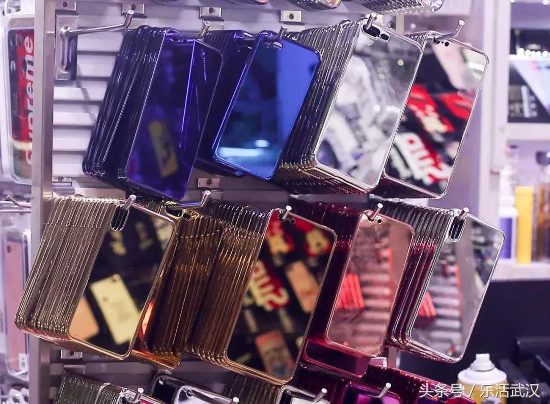 你还记得第一部手机吗,你还记得你人生第一部手机吗