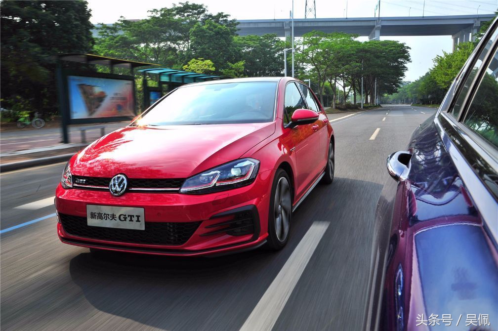 为何很多人愿意买二手豪车,为什么有人愿意买20万的车