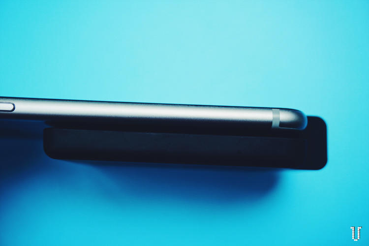 你好像缺一个比苏菲还薄的充电宝？