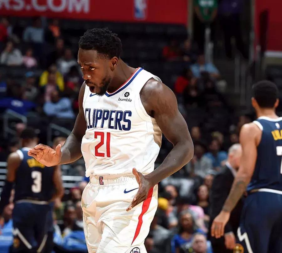 nba各队球衣胸前广告,nba18年总决赛宣传海报